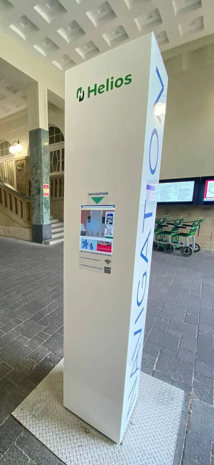 Die Weiße Säule kann auch im Außenbereich montiert werden